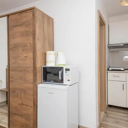 In With Kitchen Lejlighed Rogotin